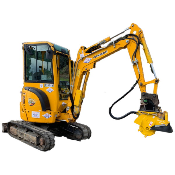 ROGNEUSE DE SOUCHE HYDRAULIQUE SUR PELLE